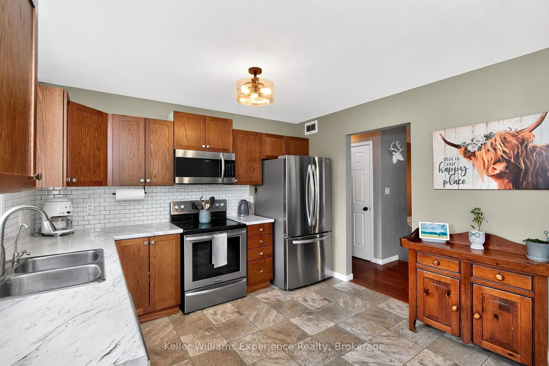 Photo 14 of 2891 Brady Drive, Severn, Washago — HOMEH