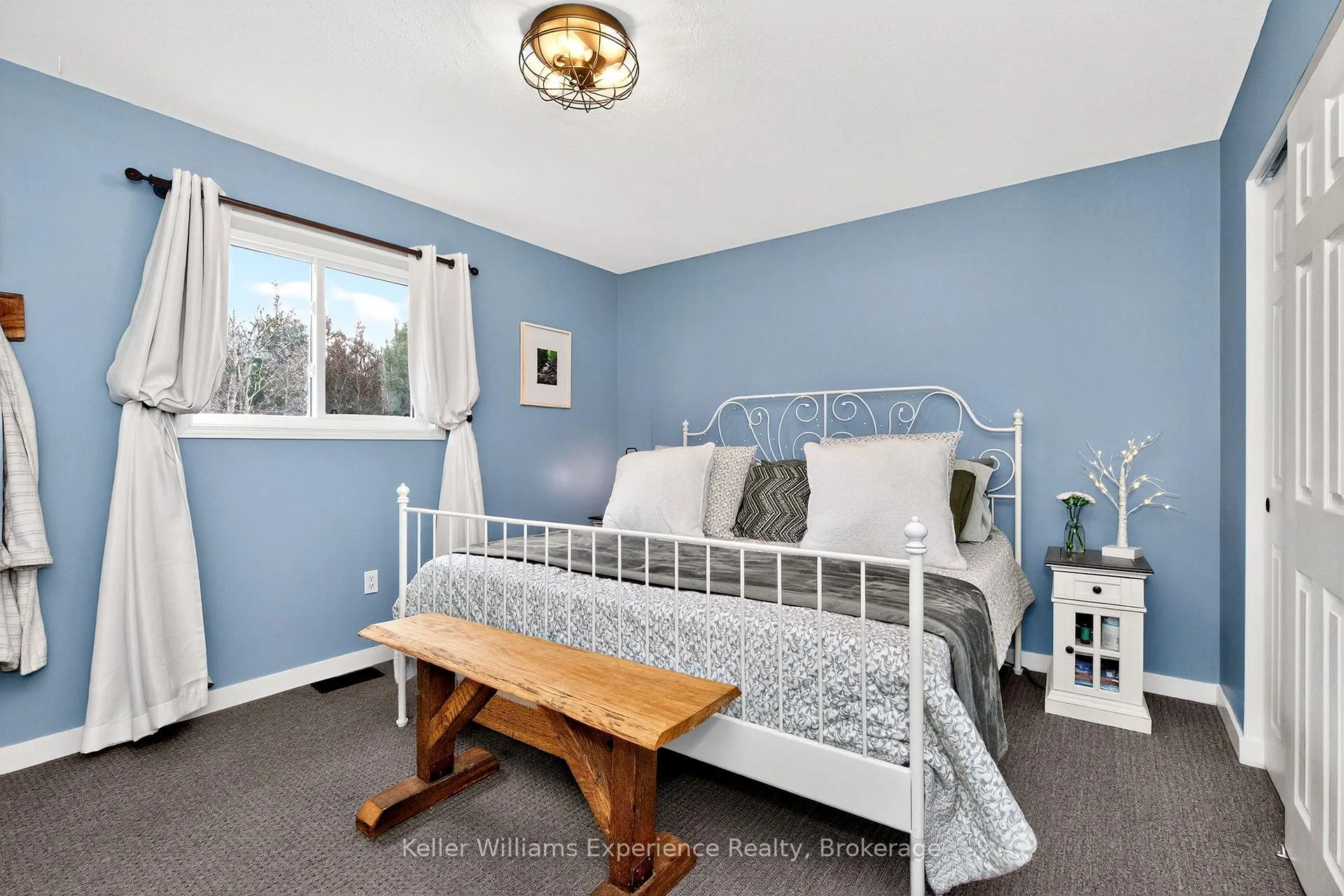 Photo 15 of 2891 Brady Drive, Severn, Washago — HOMEH
