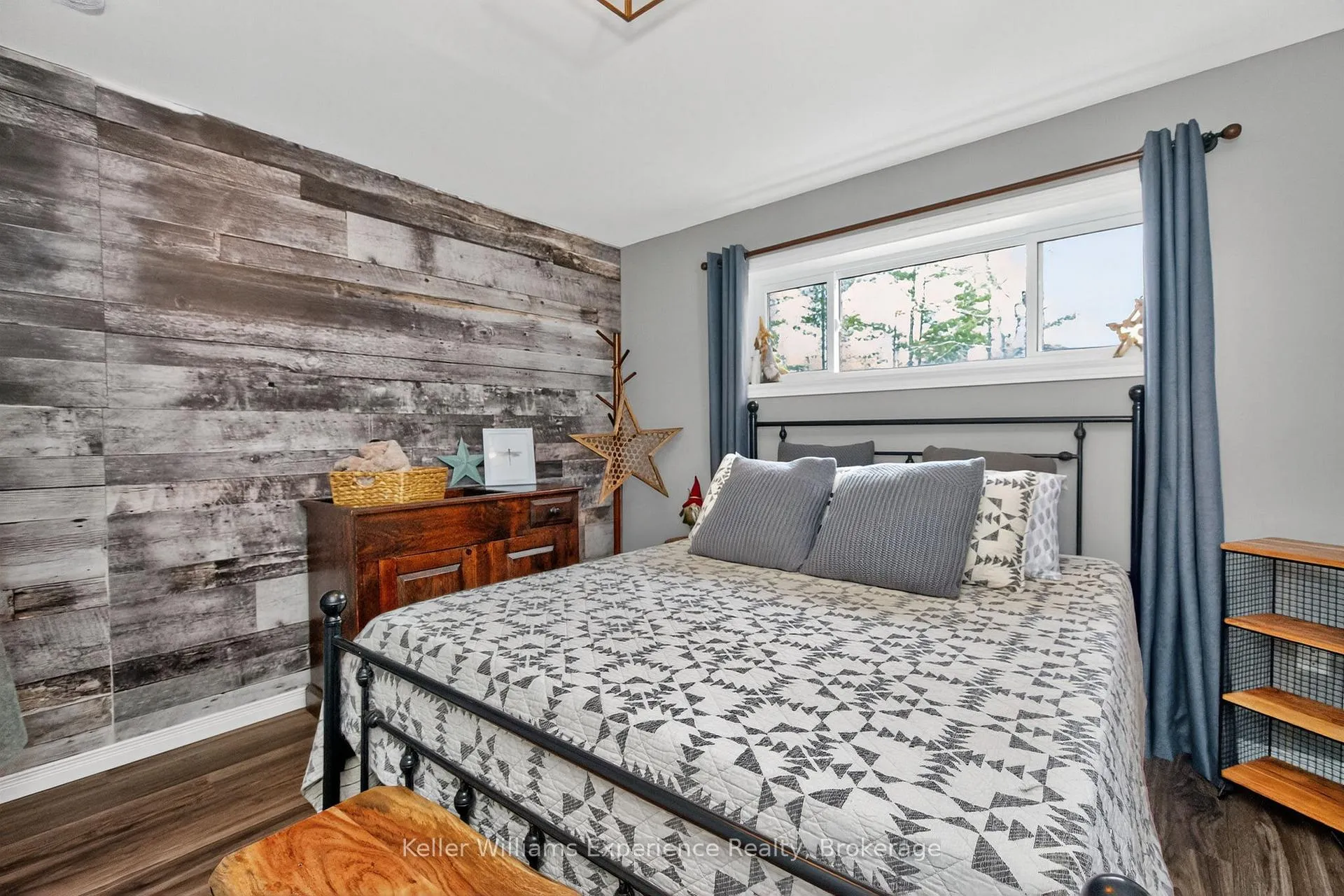 Photo 25 of 2891 Brady Drive, Severn, Washago — HOMEH