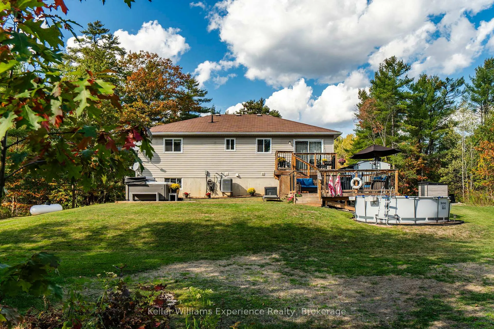 Photo 38 of 2891 Brady Drive, Severn, Washago — HOMEH