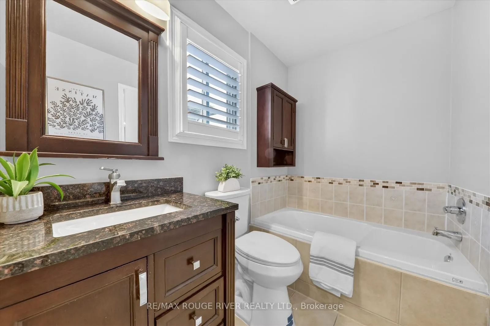 Photo 18 of 89 Kirkland Place, Whitby, Williamsburg — HOMEH