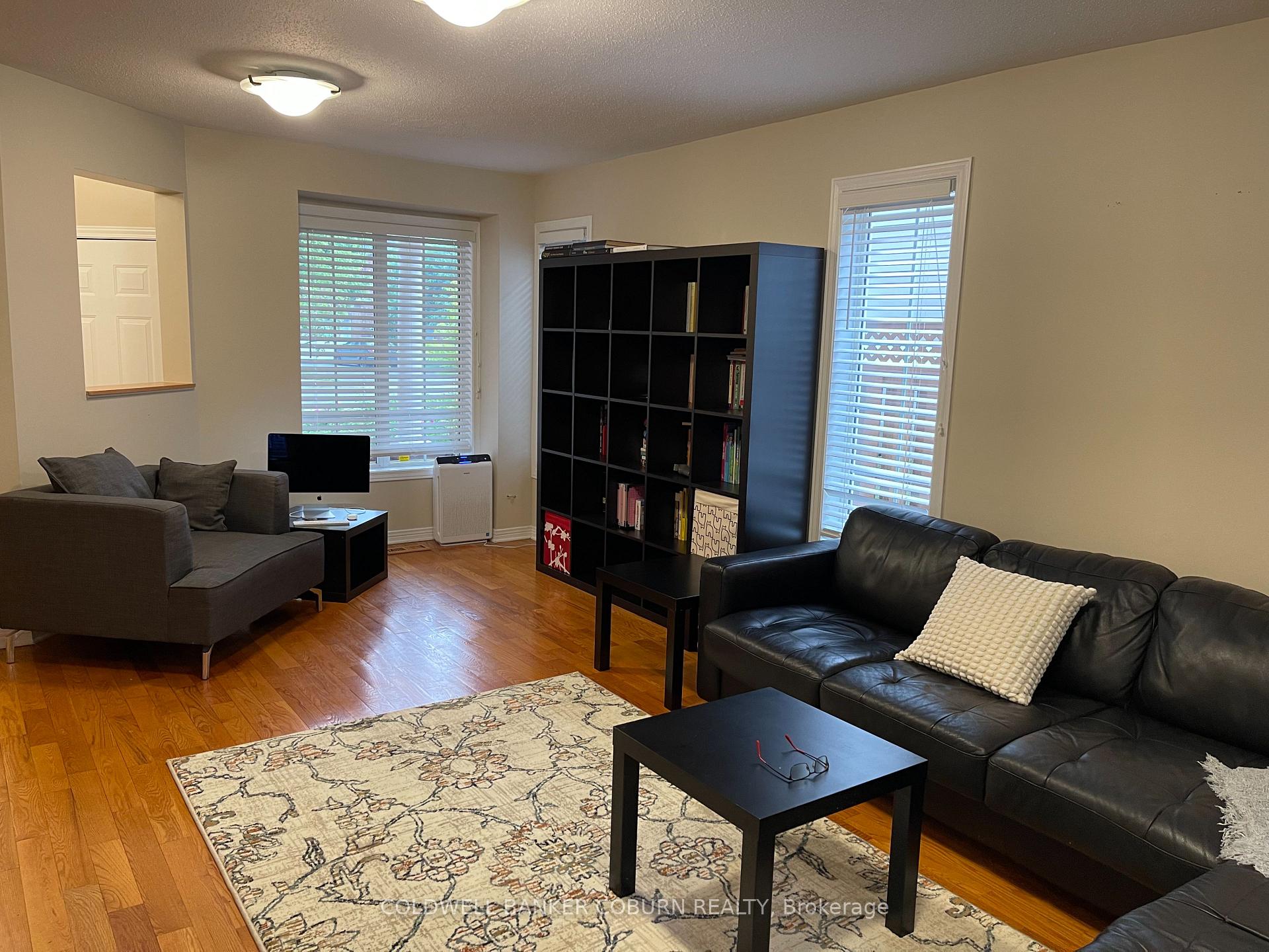Photo 5 of 15 Oriska Way, Ottawa, Barrhaven - Longfields — HOMEH