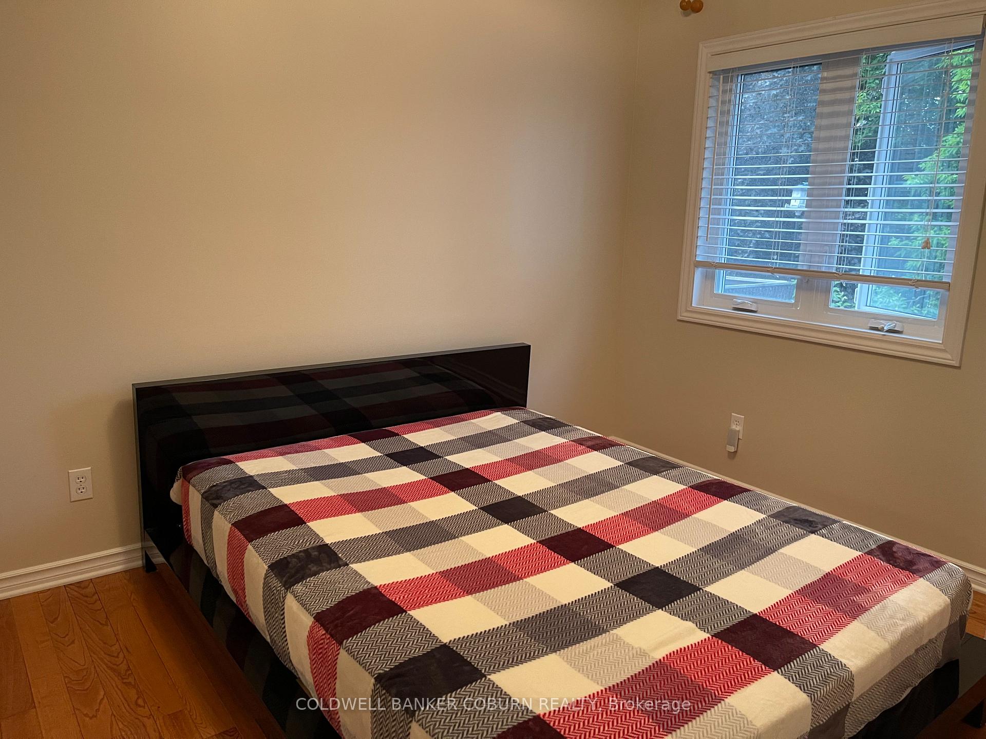 Photo 16 of 15 Oriska Way, Ottawa, Barrhaven - Longfields — HOMEH