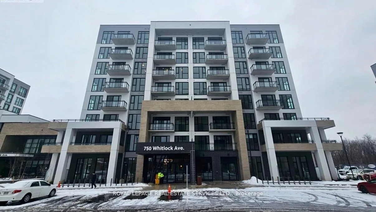 Front of Unit 406, 750 Whitelock Avenue