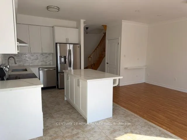Photo 4 of 52 Arco Circle, Vaughan, Maple — HOMEH