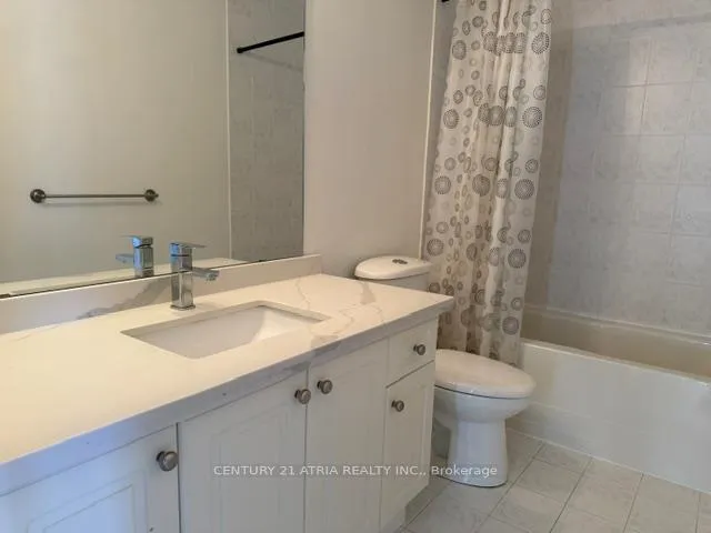 Photo 8 of 52 Arco Circle, Vaughan, Maple — HOMEH
