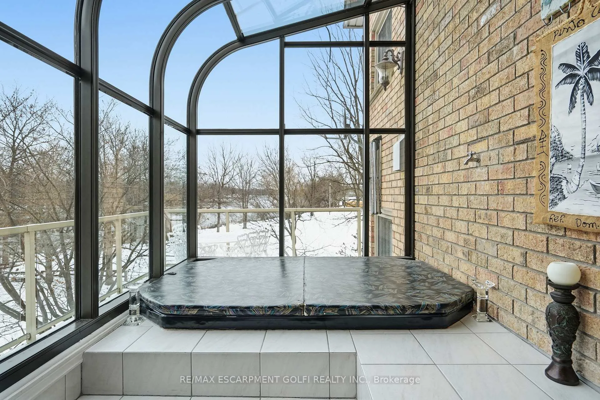 Photo 23 of 9 Lamb Court, Haldimand — HOMEH