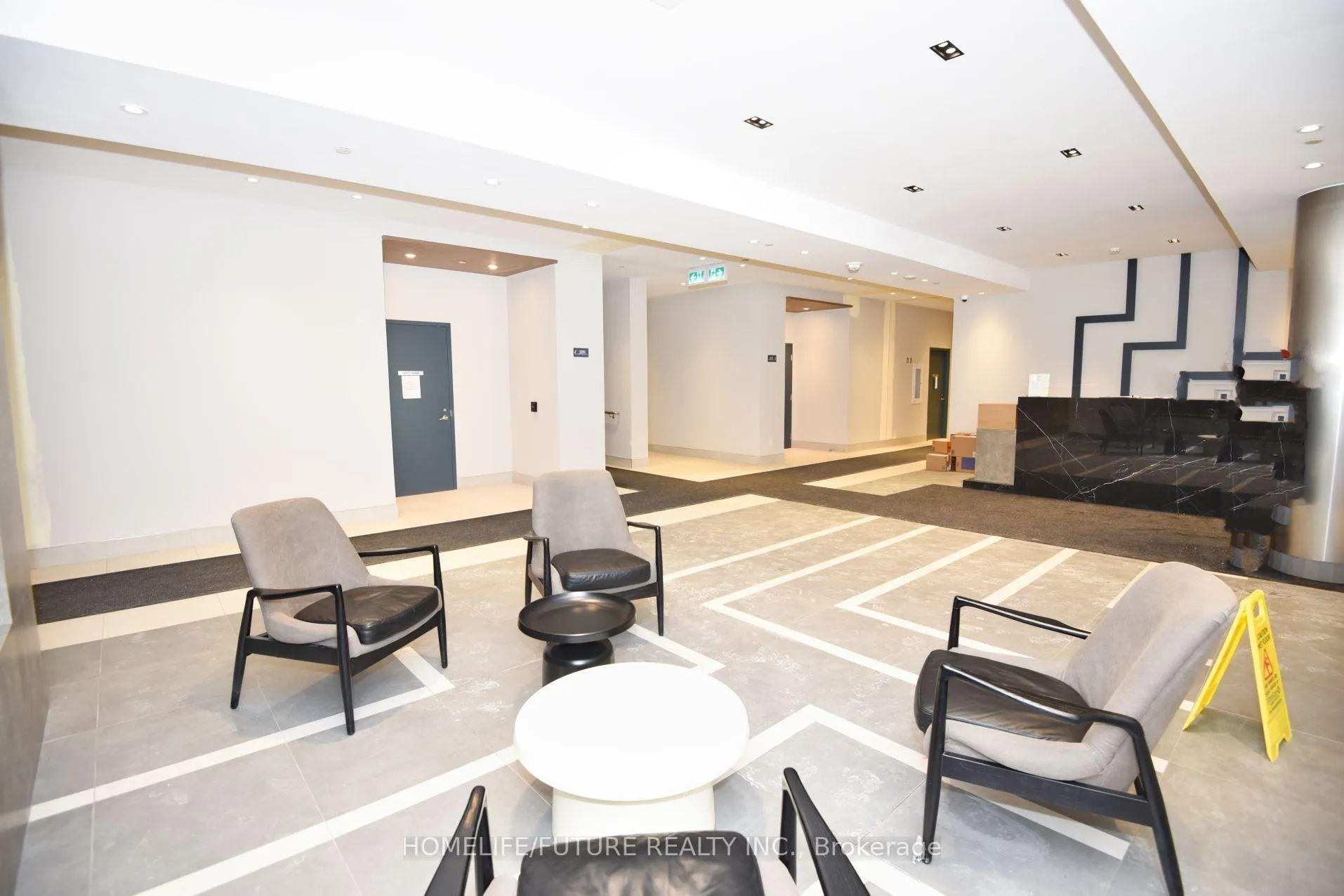Photo 3 of Unit 307, 3260 Sheppard Avenue E, Scarborough, Tam O'Shanter-Sullivan — HOMEH