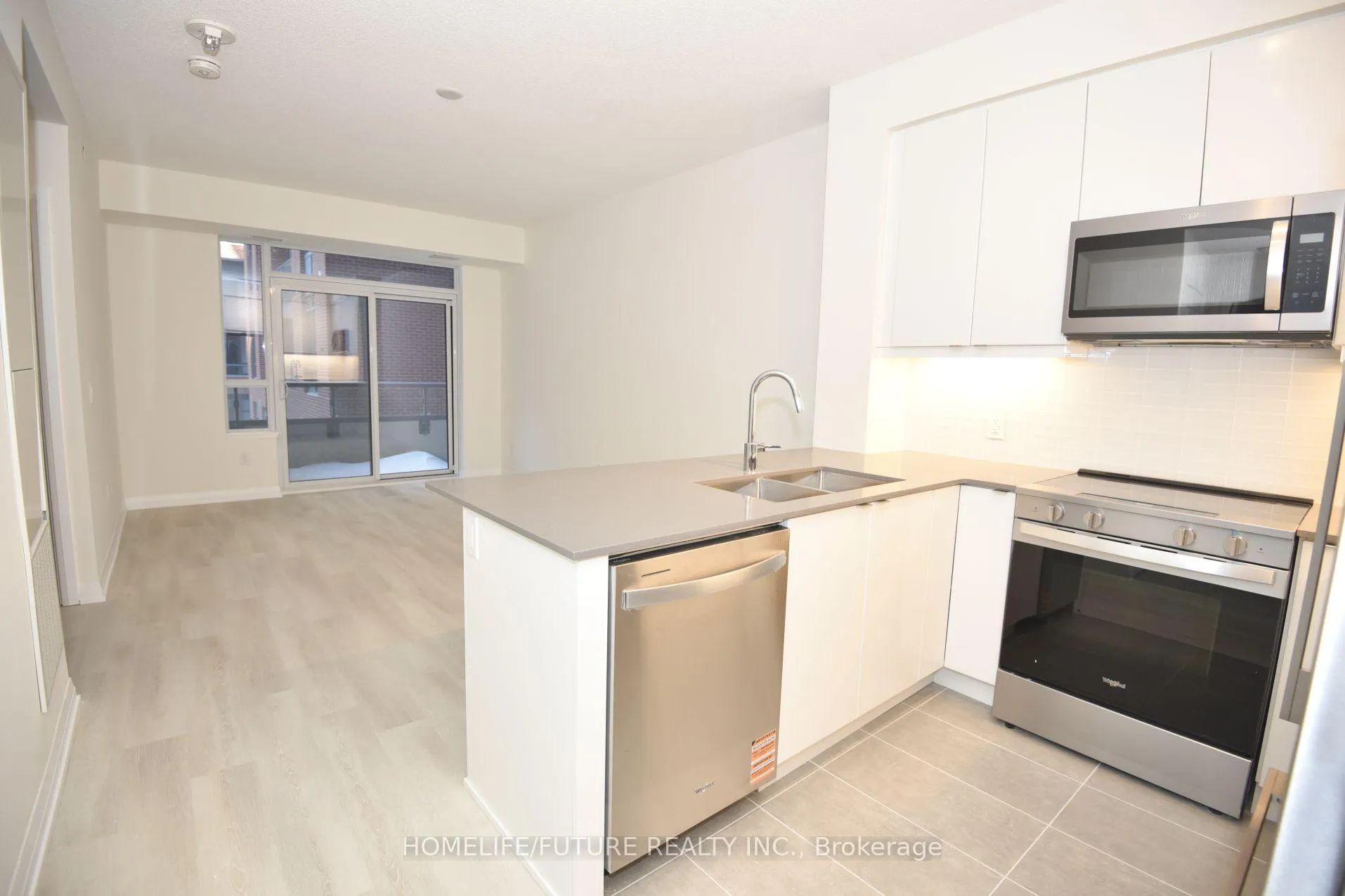 Photo 7 of Unit 307, 3260 Sheppard Avenue E, Scarborough, Tam O'Shanter-Sullivan — HOMEH