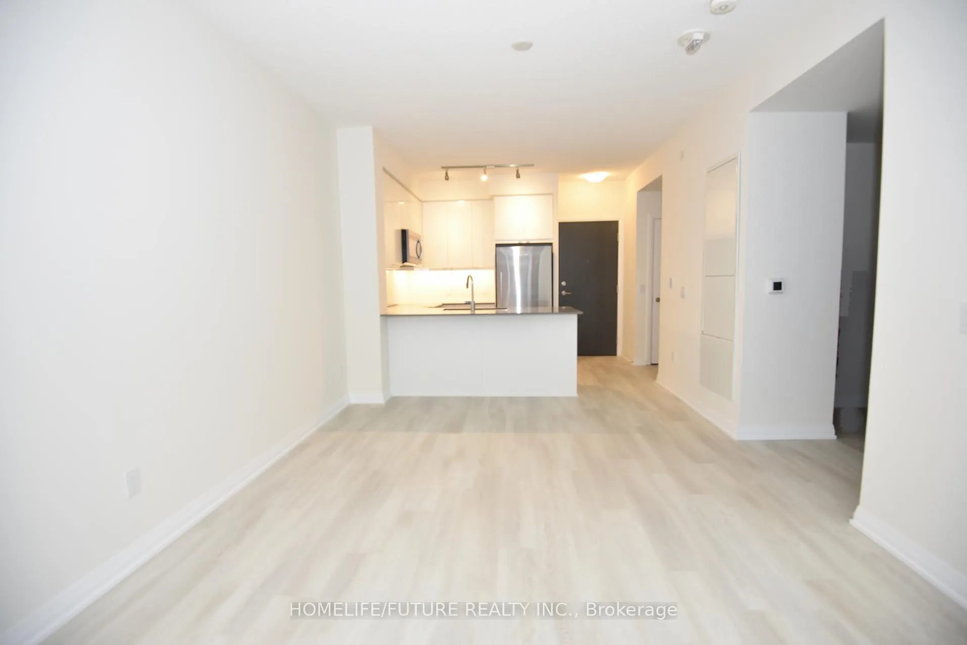 Photo 8 of Unit 307, 3260 Sheppard Avenue E, Scarborough, Tam O'Shanter-Sullivan — HOMEH