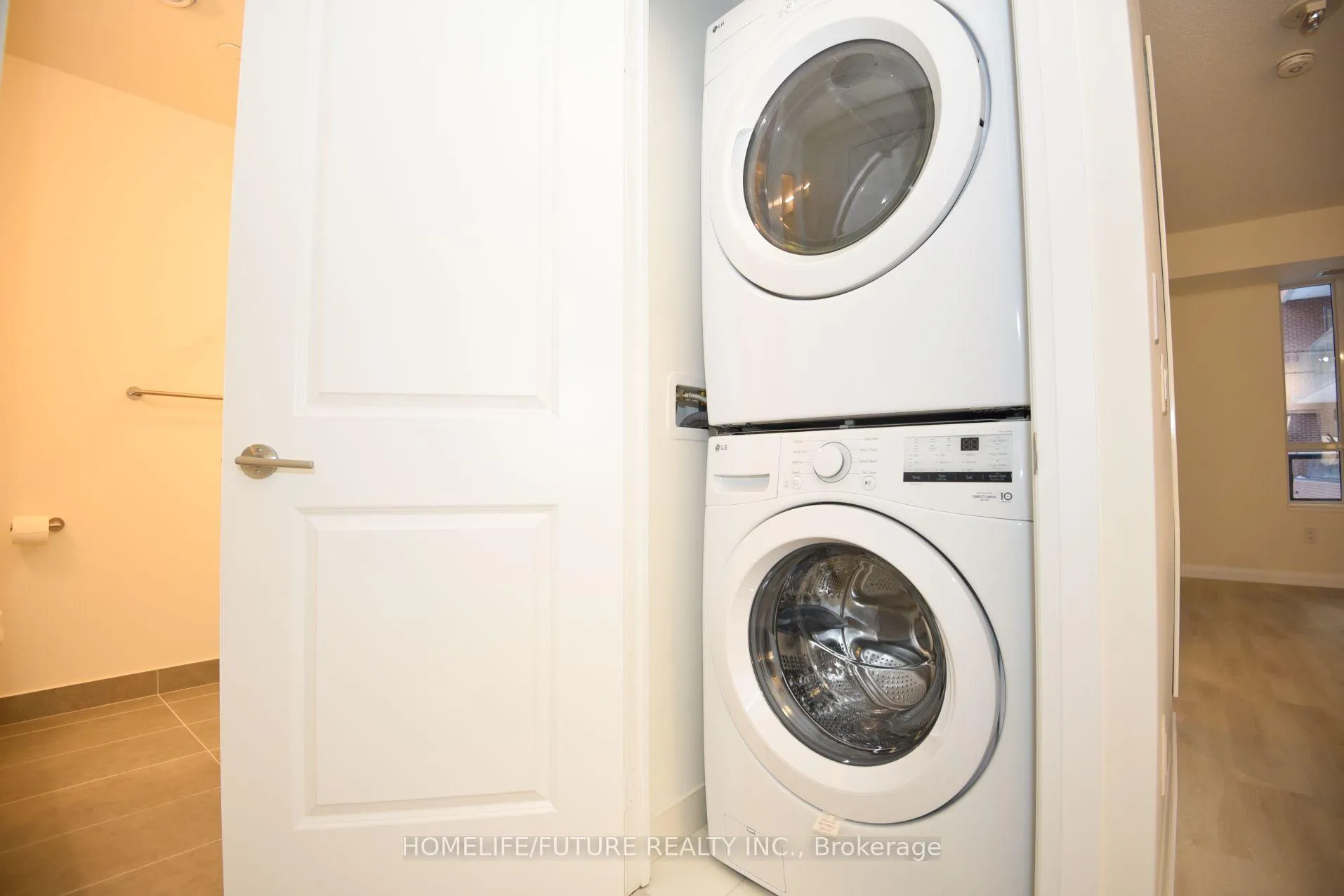 Photo 19 of Unit 307, 3260 Sheppard Avenue E, Scarborough, Tam O'Shanter-Sullivan — HOMEH