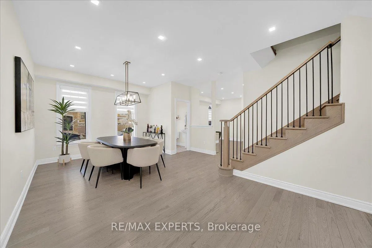 Photo 9 of 42 Lorne Thomas Place, New Tecumseth, Rural New Tecumseth — HOMEH