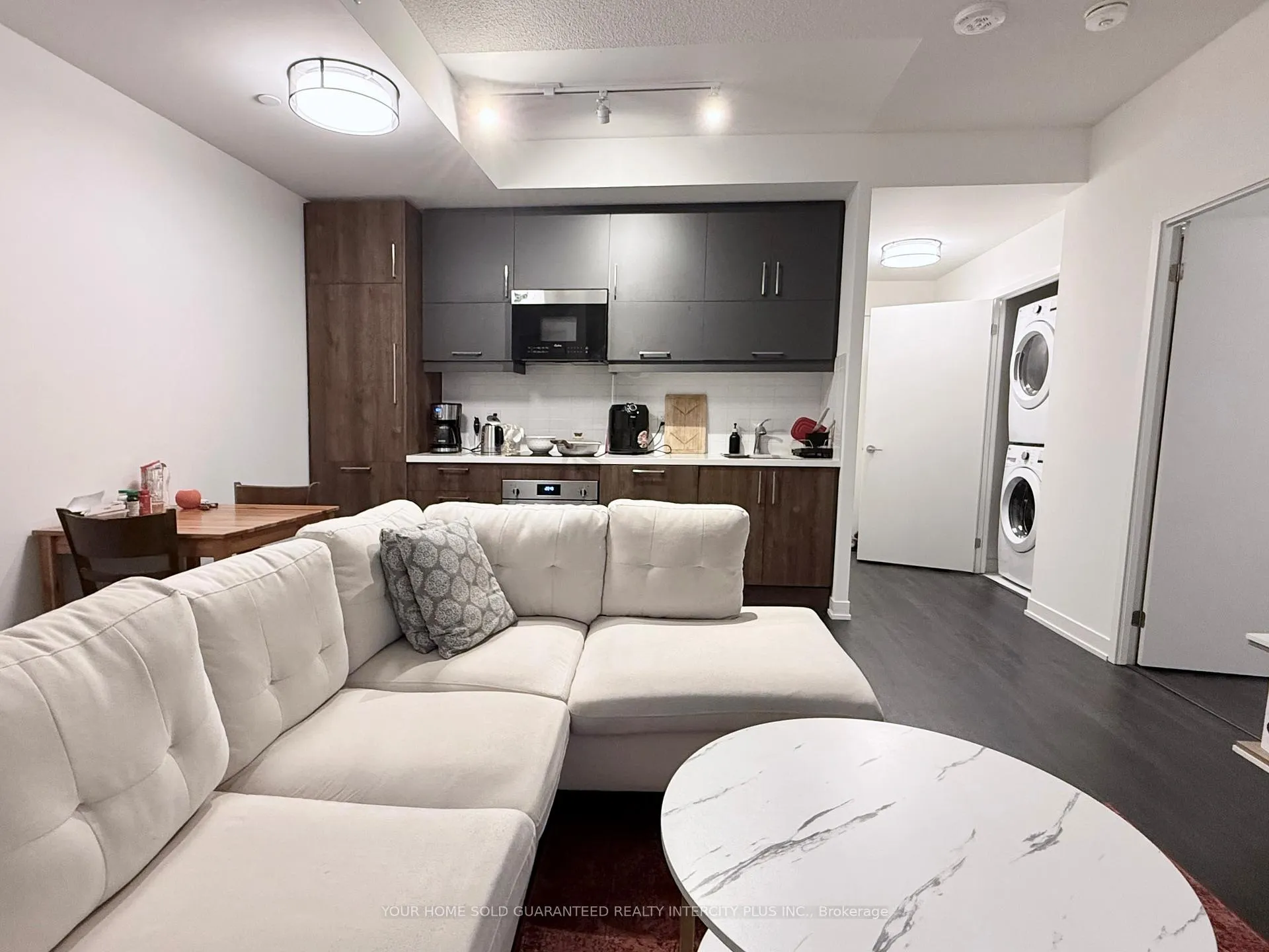 Photo 5 of Unit B917, 292 Verdale Crossing, Markham, Unionville — HOMEH