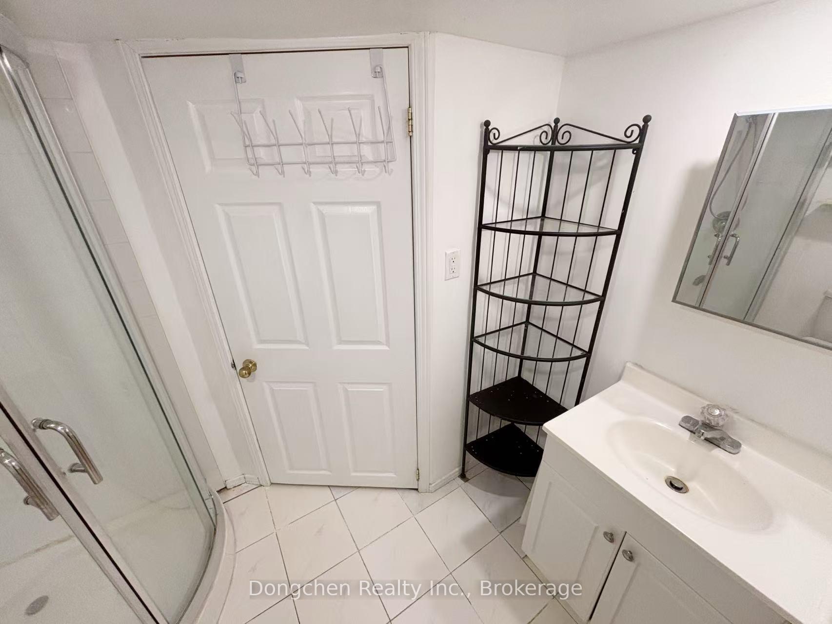 Photo 17 of 86 Longbow Square, Scarborough, Steeles — HOMEH