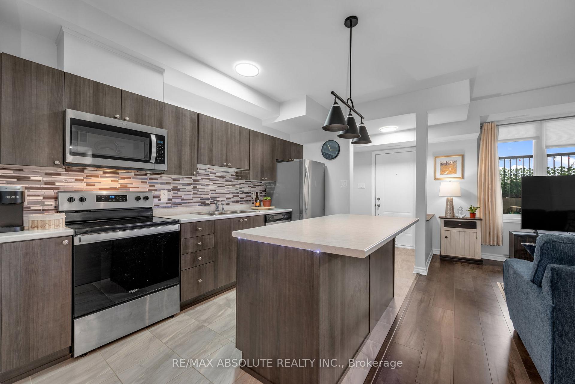 Photo 8 of Unit G, 40 Jaguar Private, Ottawa, Kanata - Emerald Meadows/Trailwest — HOMEH