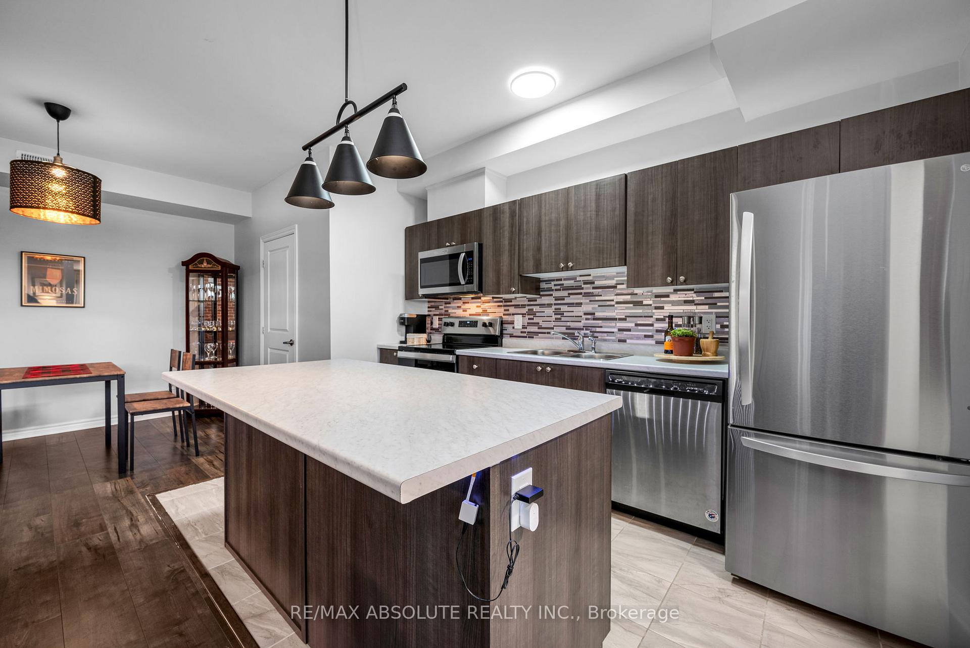 Photo 10 of Unit G, 40 Jaguar Private, Ottawa, Kanata - Emerald Meadows/Trailwest — HOMEH