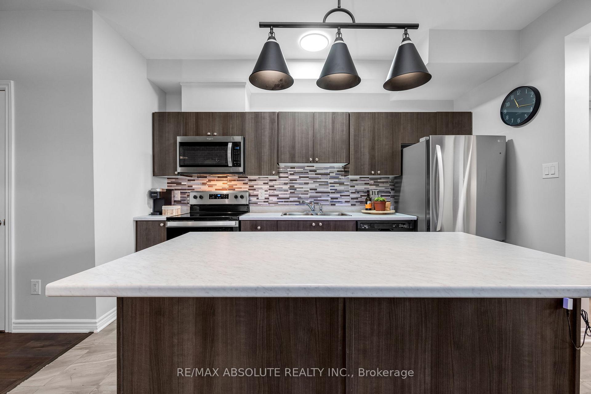 Photo 12 of Unit G, 40 Jaguar Private, Ottawa, Kanata - Emerald Meadows/Trailwest — HOMEH