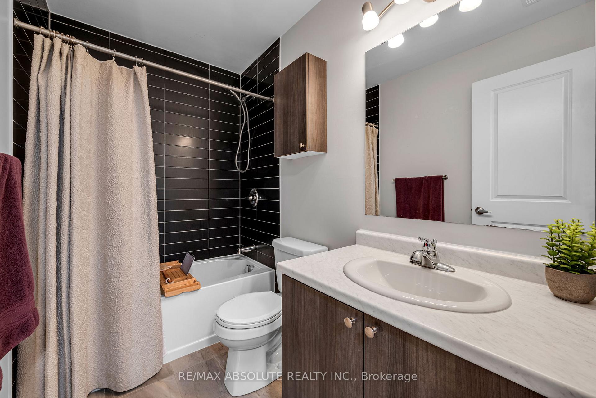 Photo 33 of Unit G, 40 Jaguar Private, Ottawa, Kanata - Emerald Meadows/Trailwest — HOMEH