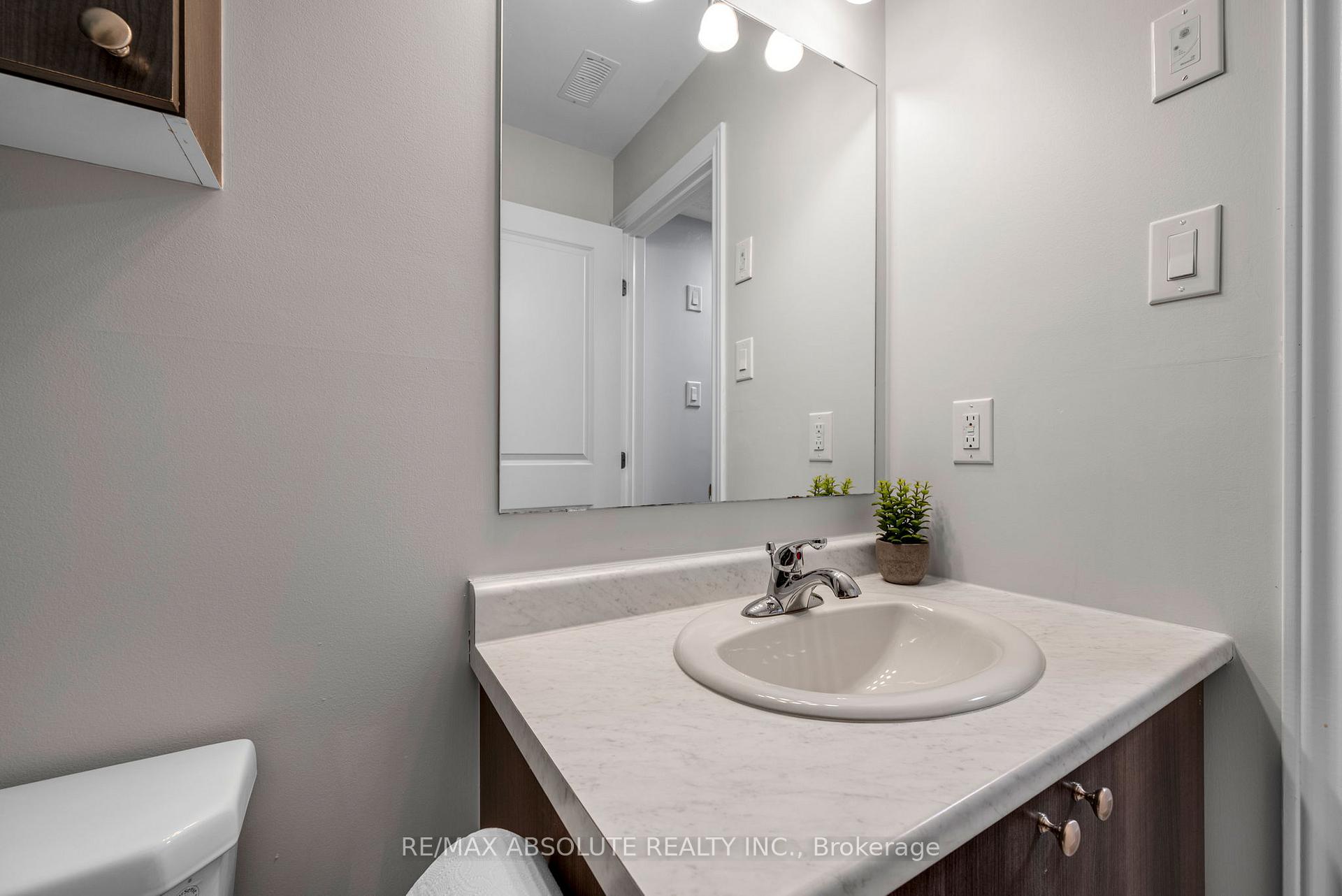 Photo 34 of Unit G, 40 Jaguar Private, Ottawa, Kanata - Emerald Meadows/Trailwest — HOMEH