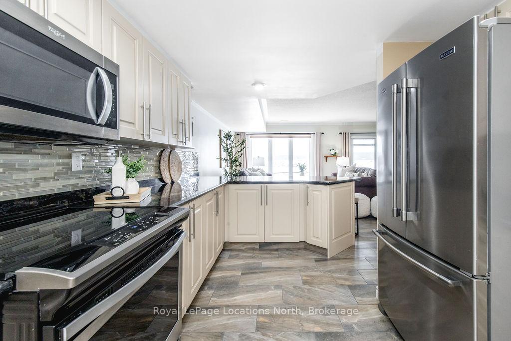 Photo 12 of Unit 6, 4 Beck Boulevard, Penetanguishene — HOMEH