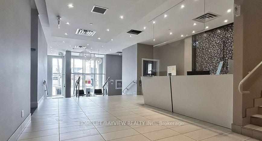 Photo 2 of Unit 415, 15277 Yonge Street, Aurora, Aurora Village — HOMEH