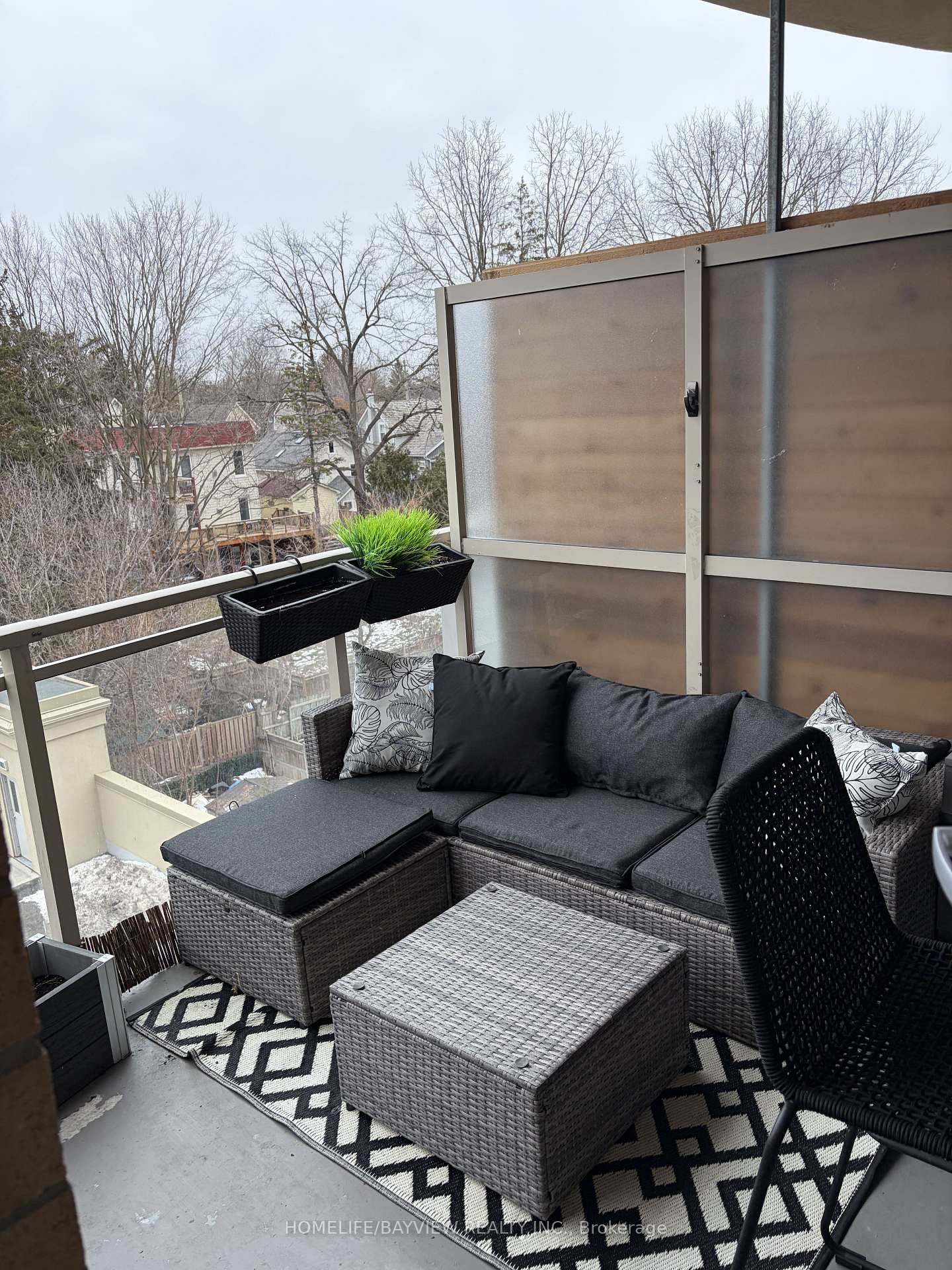 Photo 15 of Unit 415, 15277 Yonge Street, Aurora, Aurora Village — HOMEH