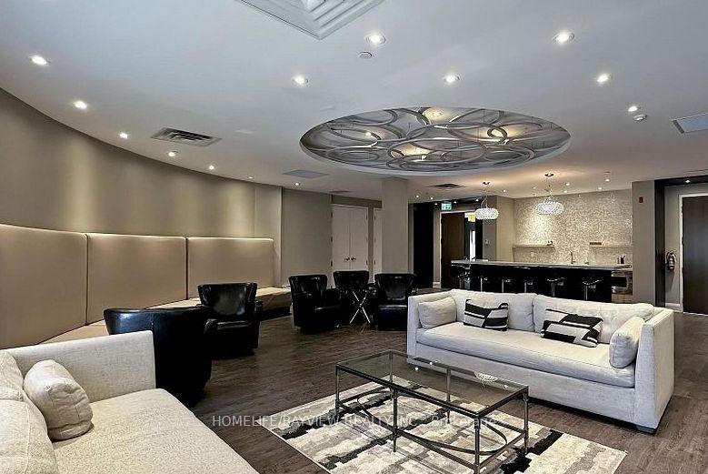 Photo 20 of Unit 415, 15277 Yonge Street, Aurora, Aurora Village — HOMEH