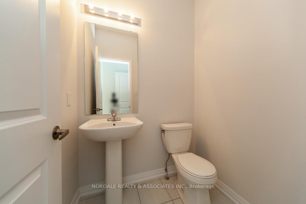 Photo 13 of 1449 Stovell Crescent, Innisfil, Lefroy — HOMEH