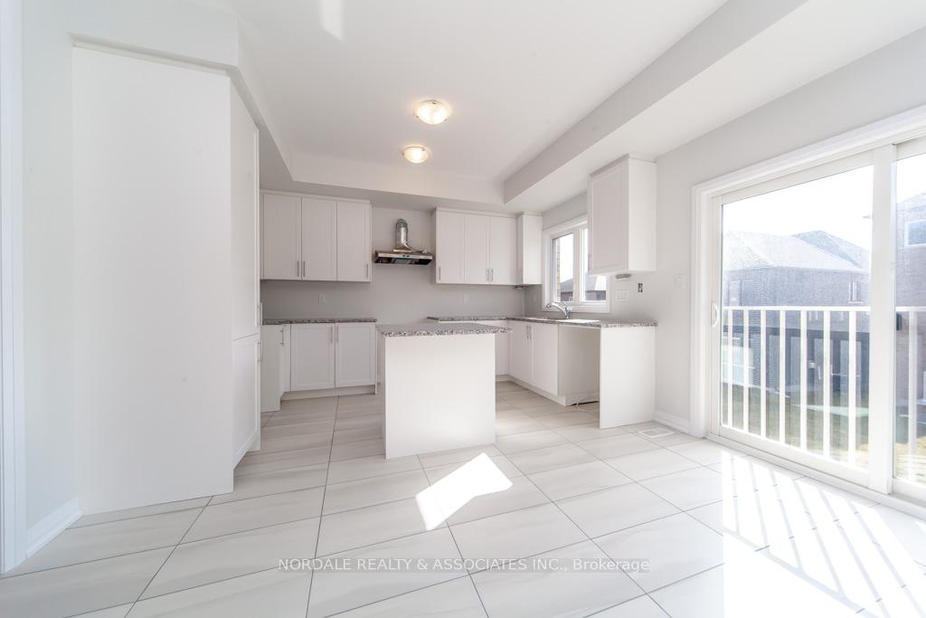 Photo 16 of 1449 Stovell Crescent, Innisfil, Lefroy — HOMEH