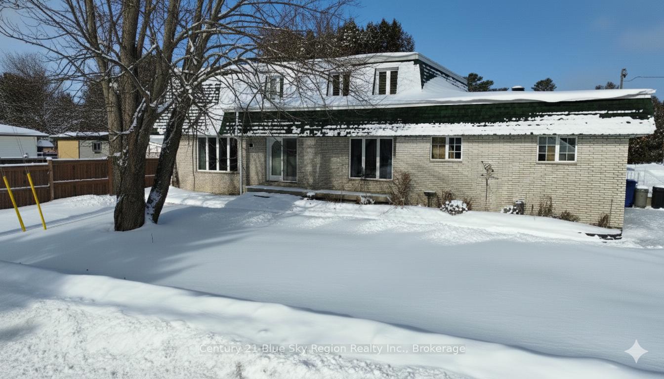Photo 2 of 61 Third Street, West Nipissing, Sturgeon Falls — HOMEH
