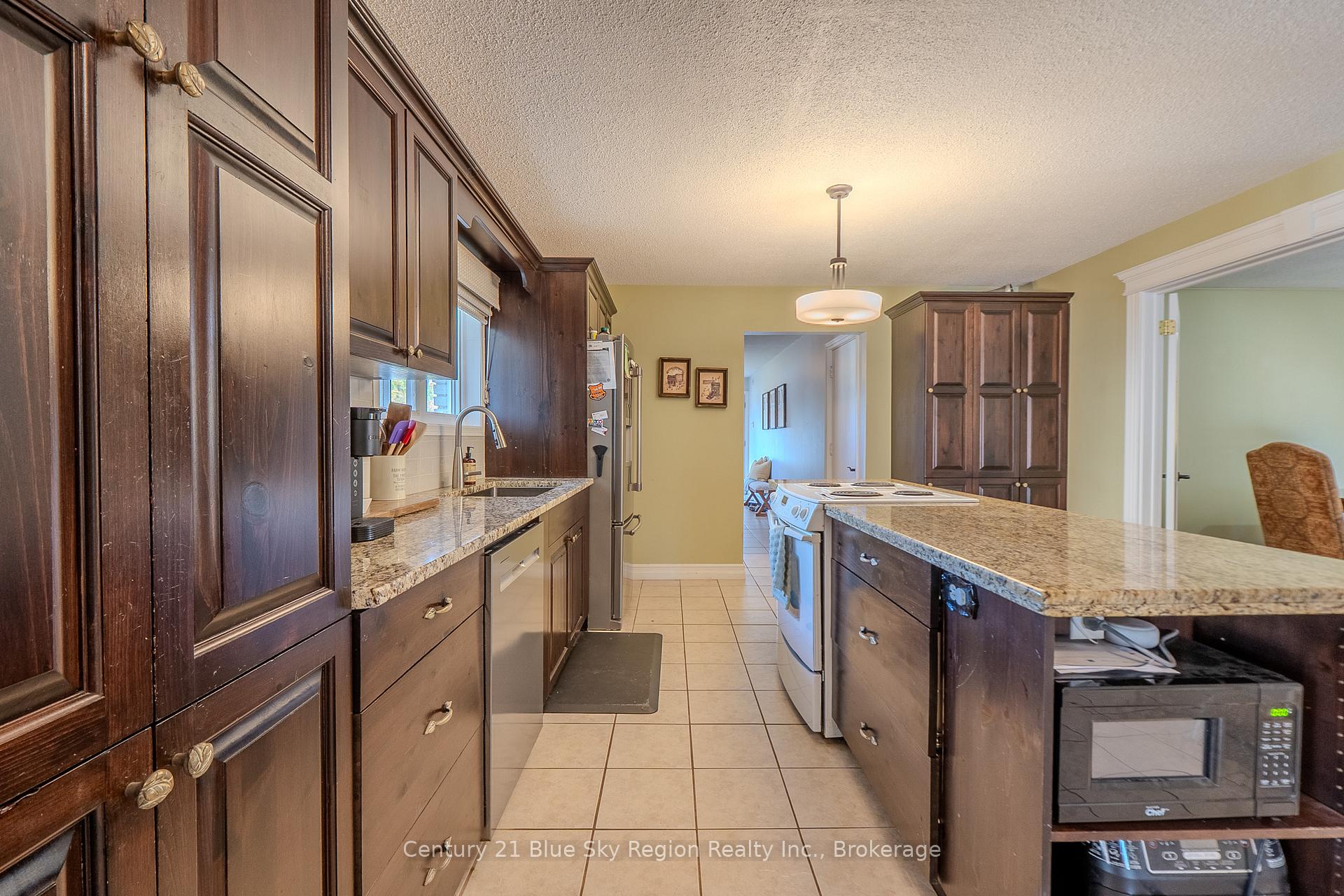 Photo 6 of 61 Third Street, West Nipissing, Sturgeon Falls — HOMEH