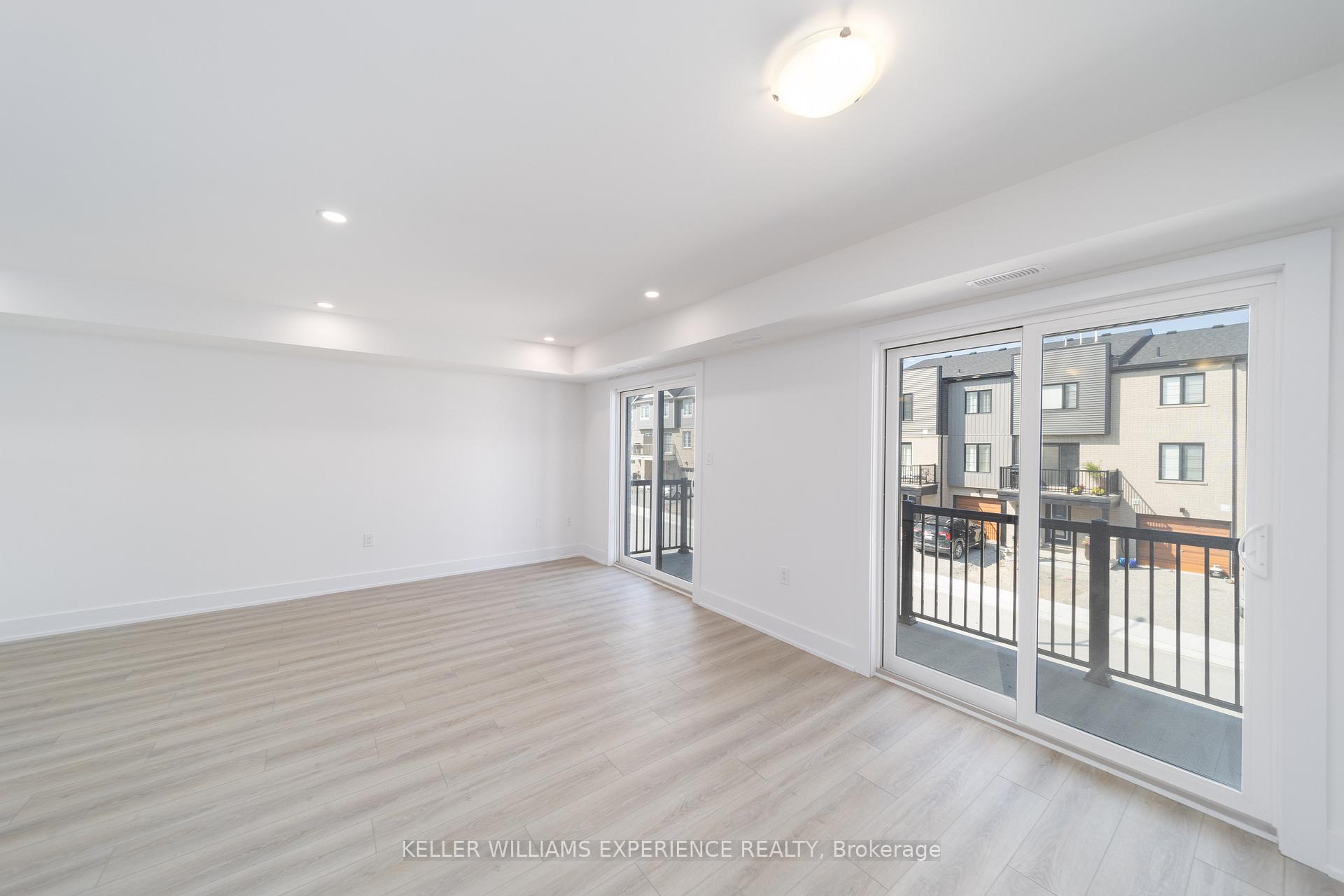 Photo 7 of Unit 5, 32 Wagon Lane, Barrie, Innis-Shore — HOMEH