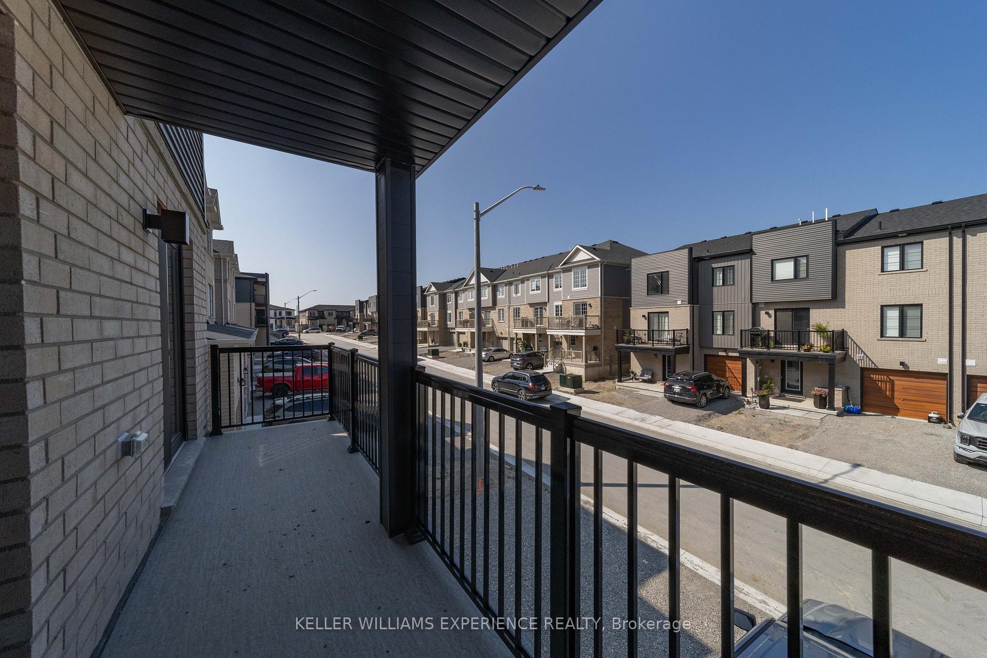 Photo 9 of Unit 5, 32 Wagon Lane, Barrie, Innis-Shore — HOMEH
