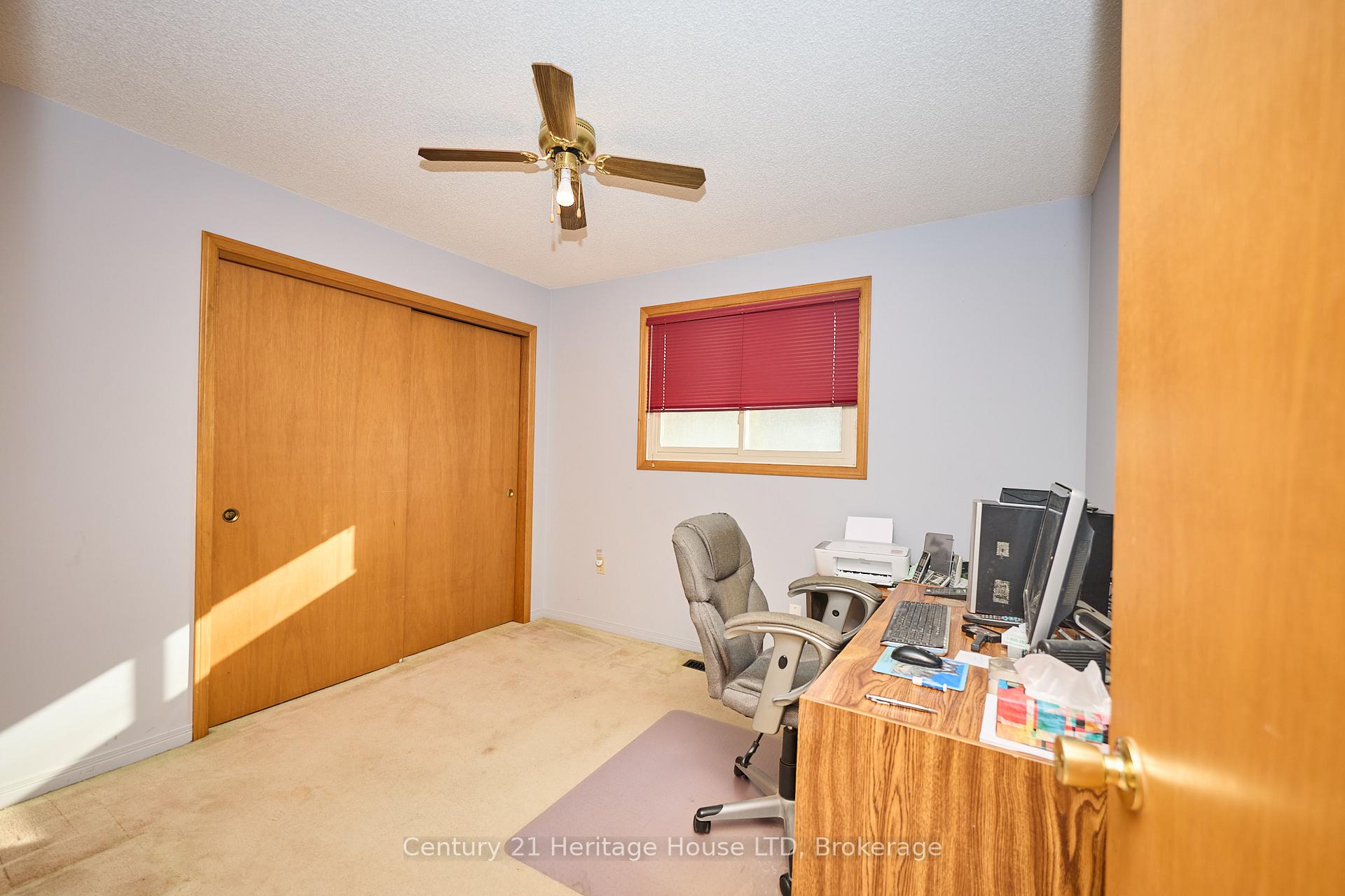 Photo 25 of 18 Bascary Crescent, St. Catharines, Rykert/Vansickle — HOMEH