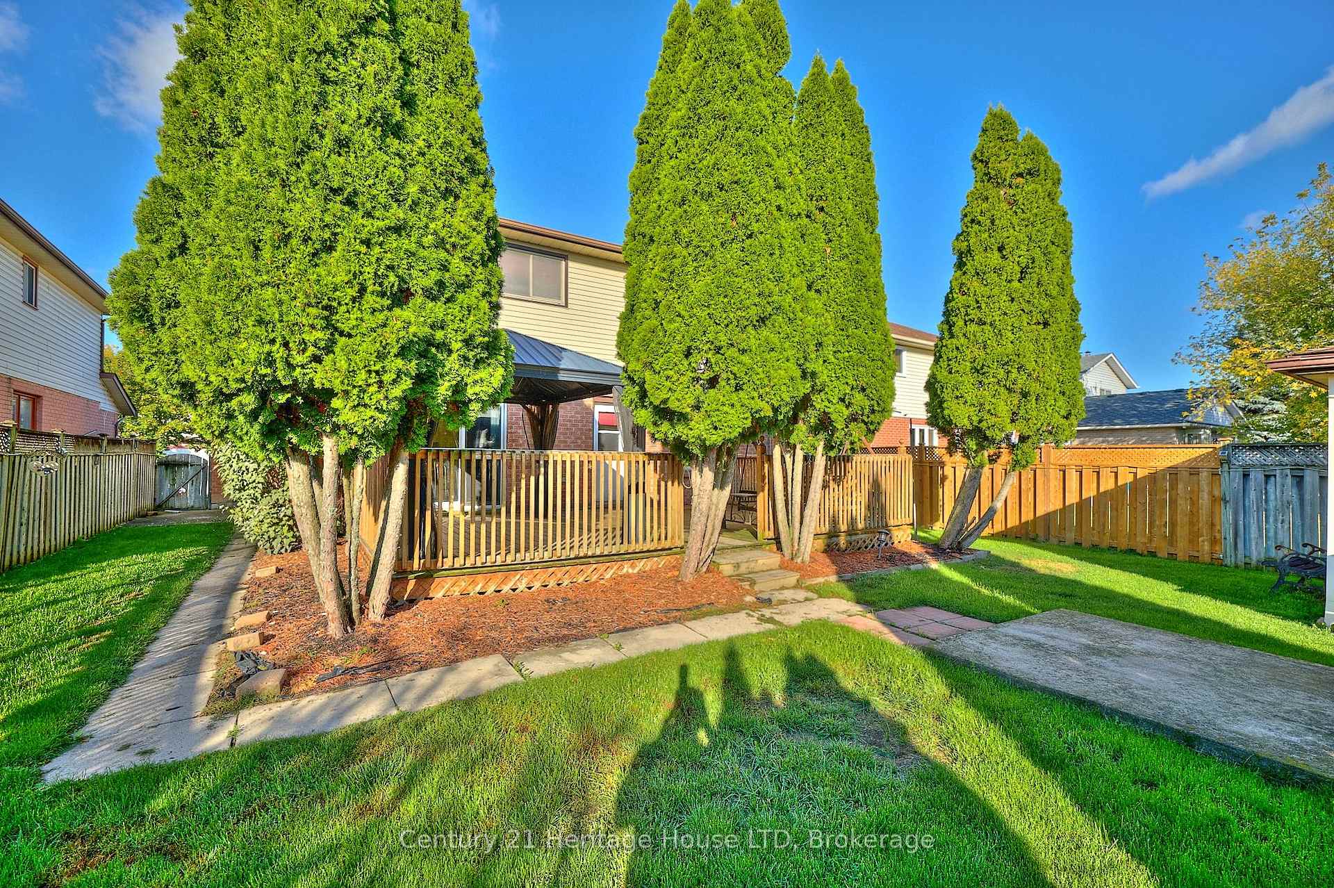 Photo 38 of 18 Bascary Crescent, St. Catharines, Rykert/Vansickle — HOMEH