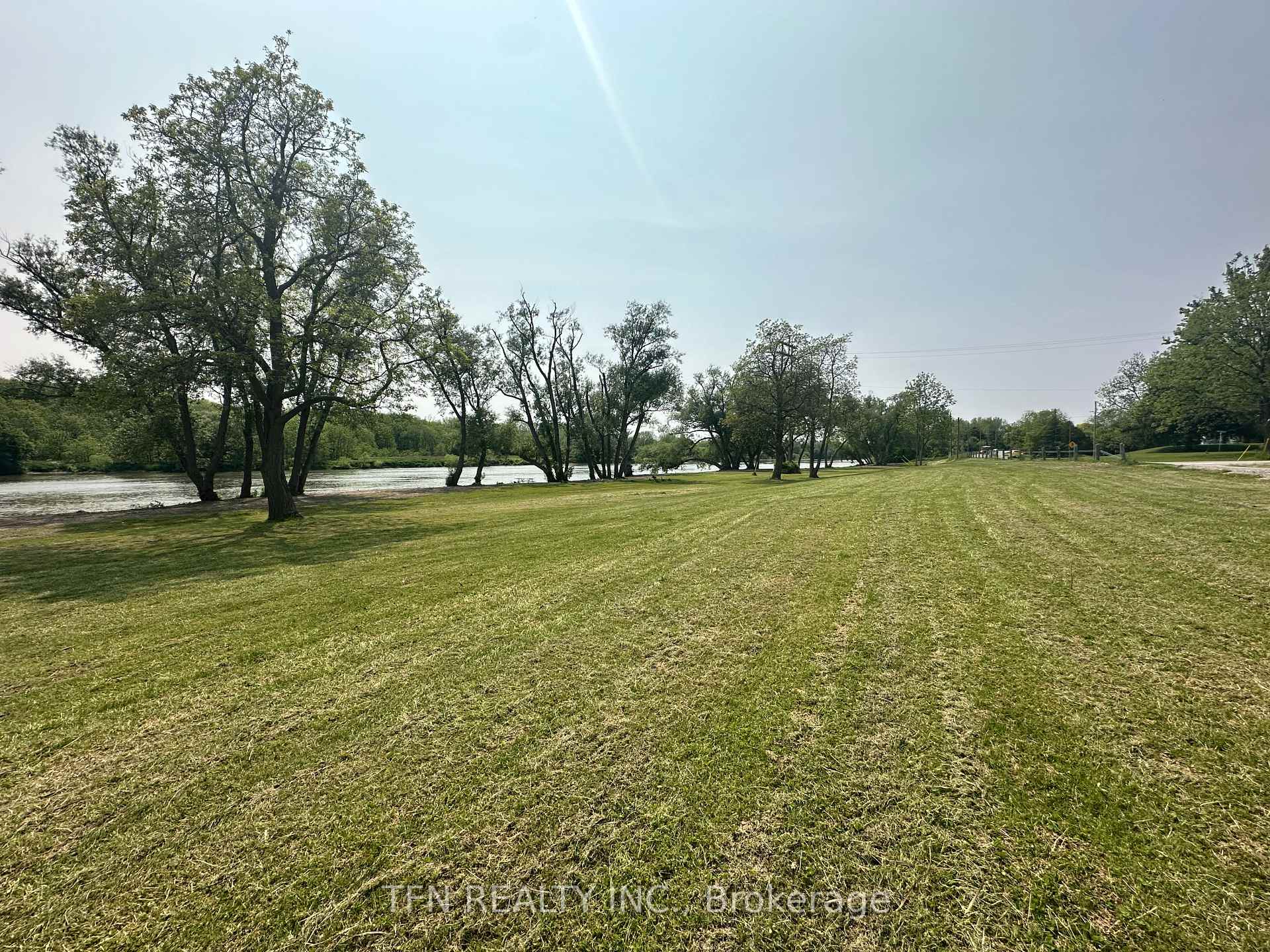 Photo 2 of 489 Caithness Street E, Haldimand — HOMEH