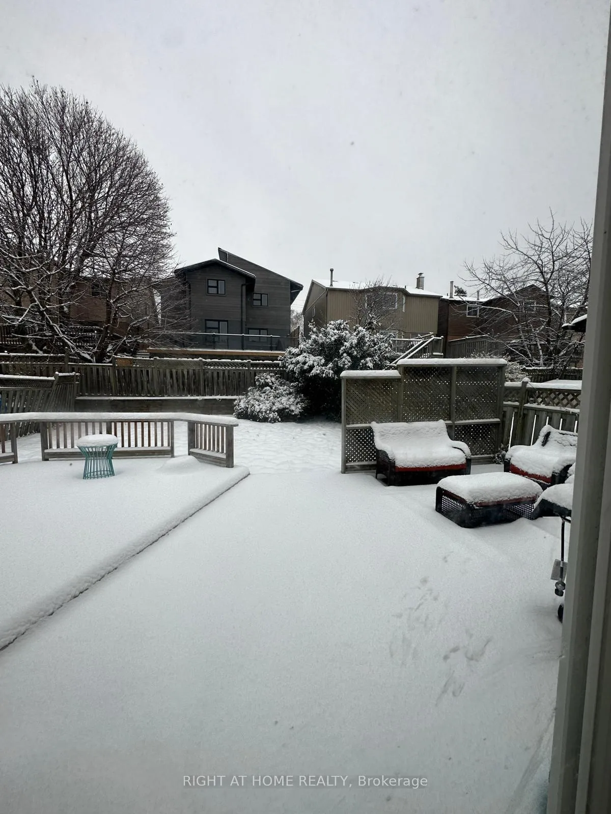 Photo 7 of 43 Wright Crescent, Ajax, Central — HOMEH
