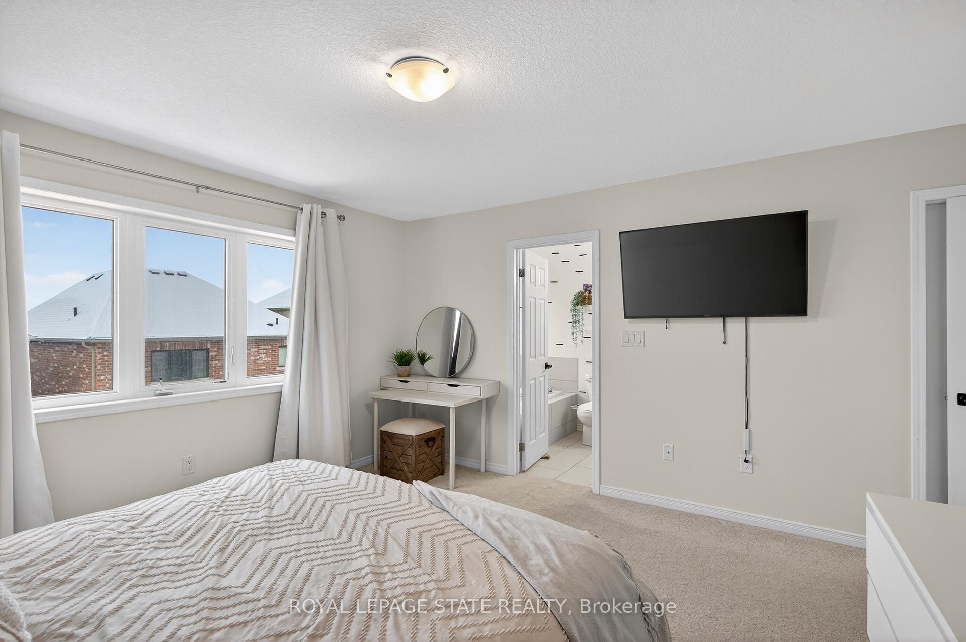 Photo 24 of 50 Kelso Drive, Haldimand — HOMEH