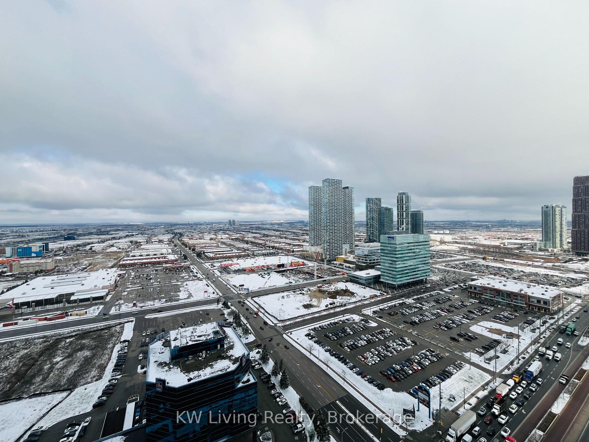 Photo 12 of Unit 3302, 8 Interchange Way, Vaughan, Vaughan Corporate Centre — HOMEH