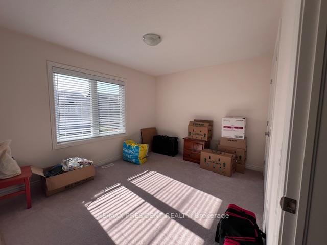 Photo 13 of 50 Beasley Grove, Hamilton, Ancaster — HOMEH