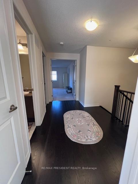 Photo 14 of 50 Beasley Grove, Hamilton, Ancaster — HOMEH