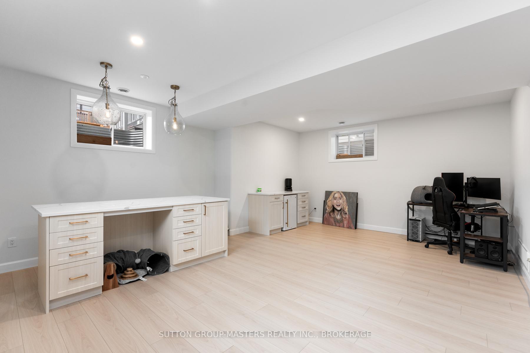 Photo 31 of 11 Walden Pond Drive, Loyalist, Amherstview — HOMEH