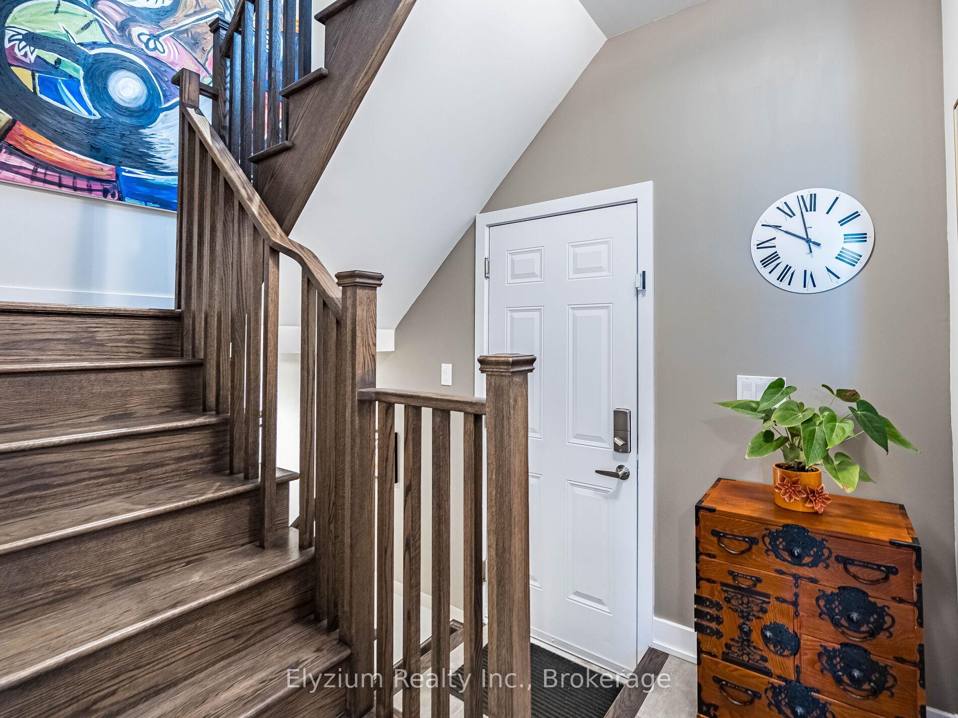 Photo 9 of 36 Barbini Drive, Vaughan, Vellore Village — HOMEH