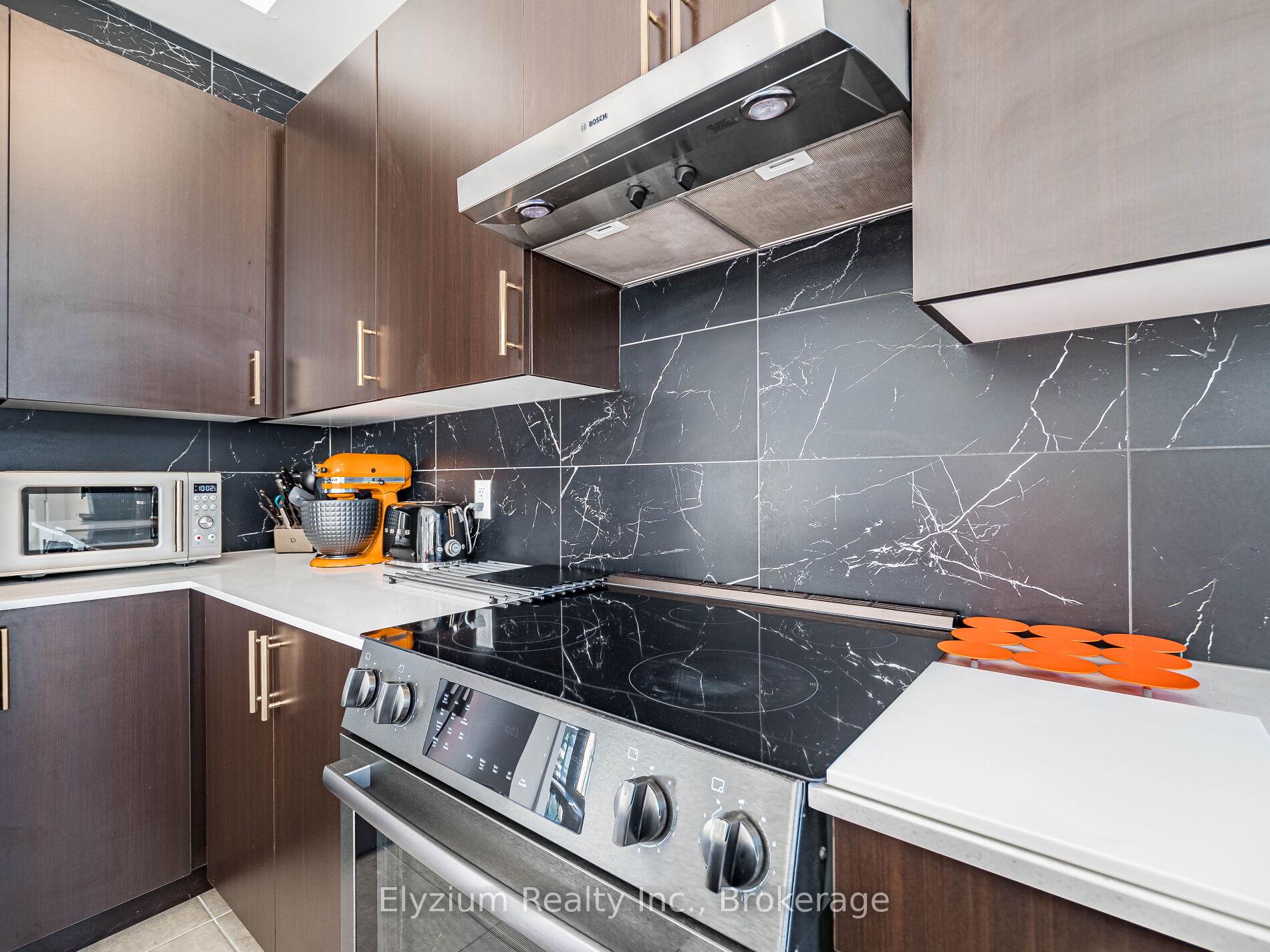 Photo 21 of 36 Barbini Drive, Vaughan, Vellore Village — HOMEH