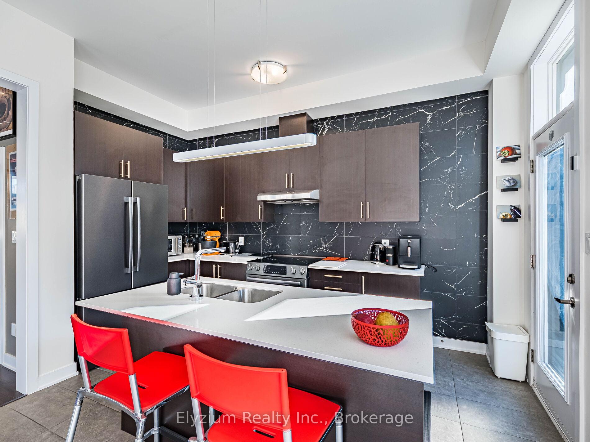 Photo 24 of 36 Barbini Drive, Vaughan, Vellore Village — HOMEH