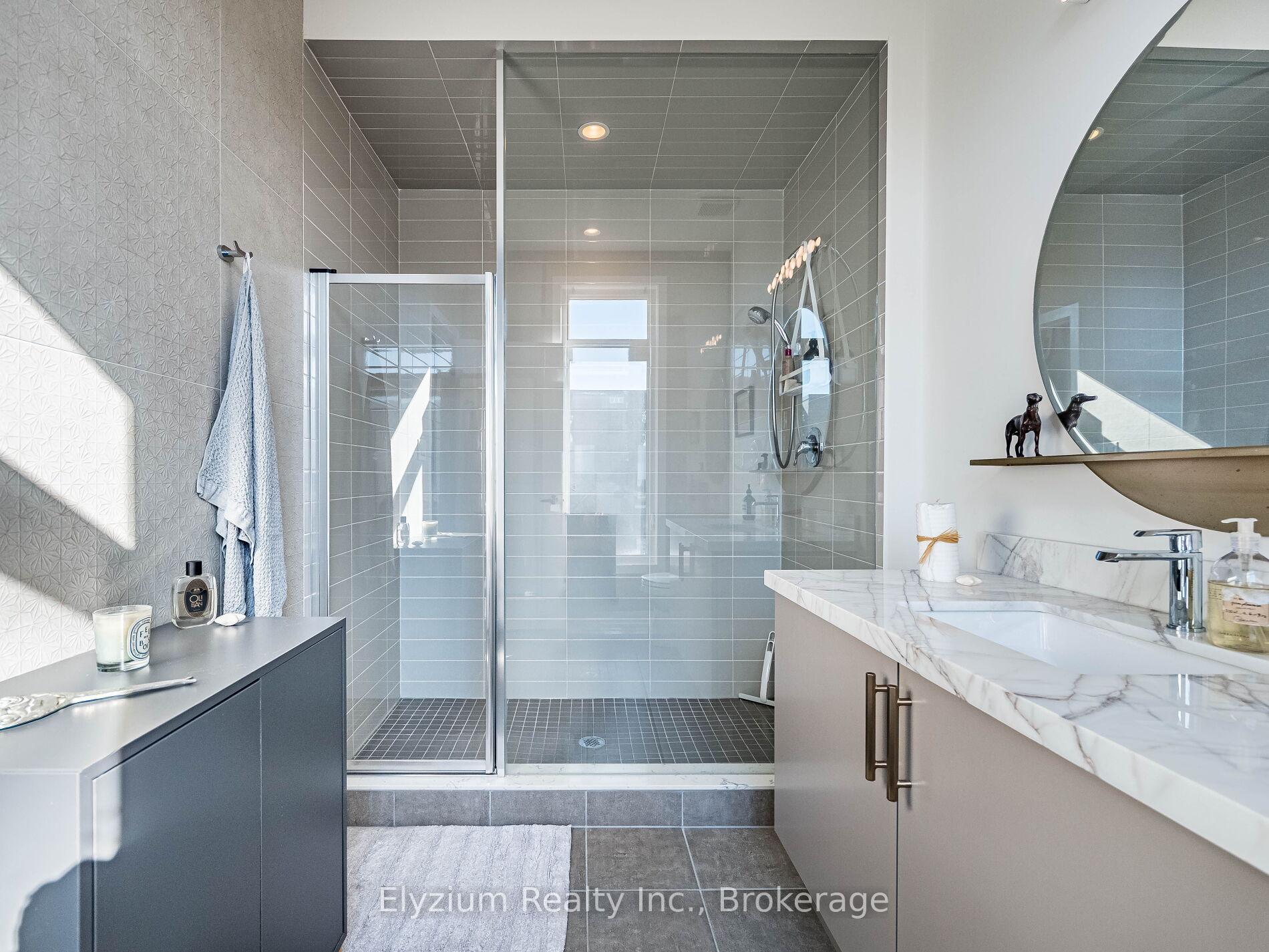 Photo 38 of 36 Barbini Drive, Vaughan, Vellore Village — HOMEH