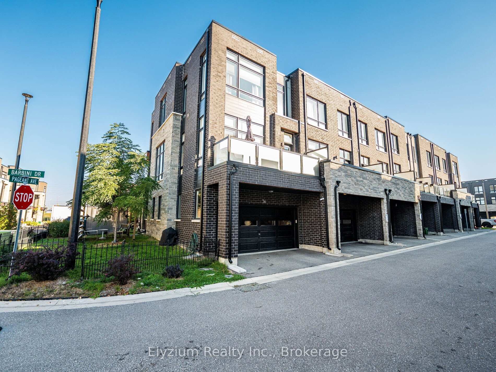 Photo 40 of 36 Barbini Drive, Vaughan, Vellore Village — HOMEH