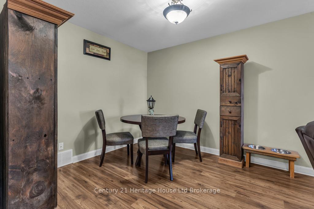 Photo 4 of 47 Beckett Boulevard, Tillsonburg — HOMEH