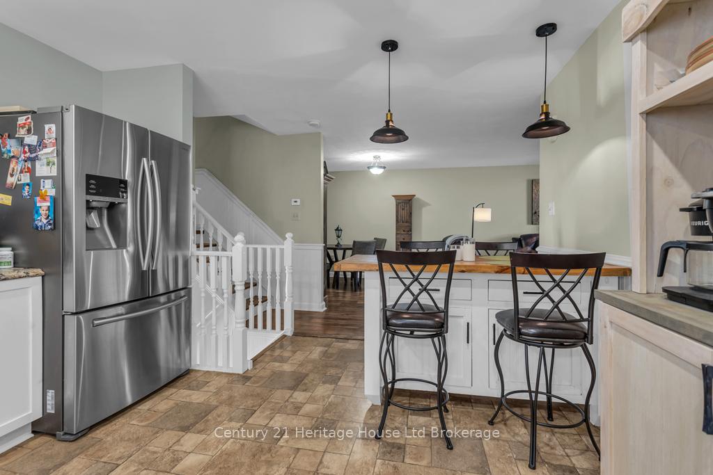 Photo 11 of 47 Beckett Boulevard, Tillsonburg — HOMEH