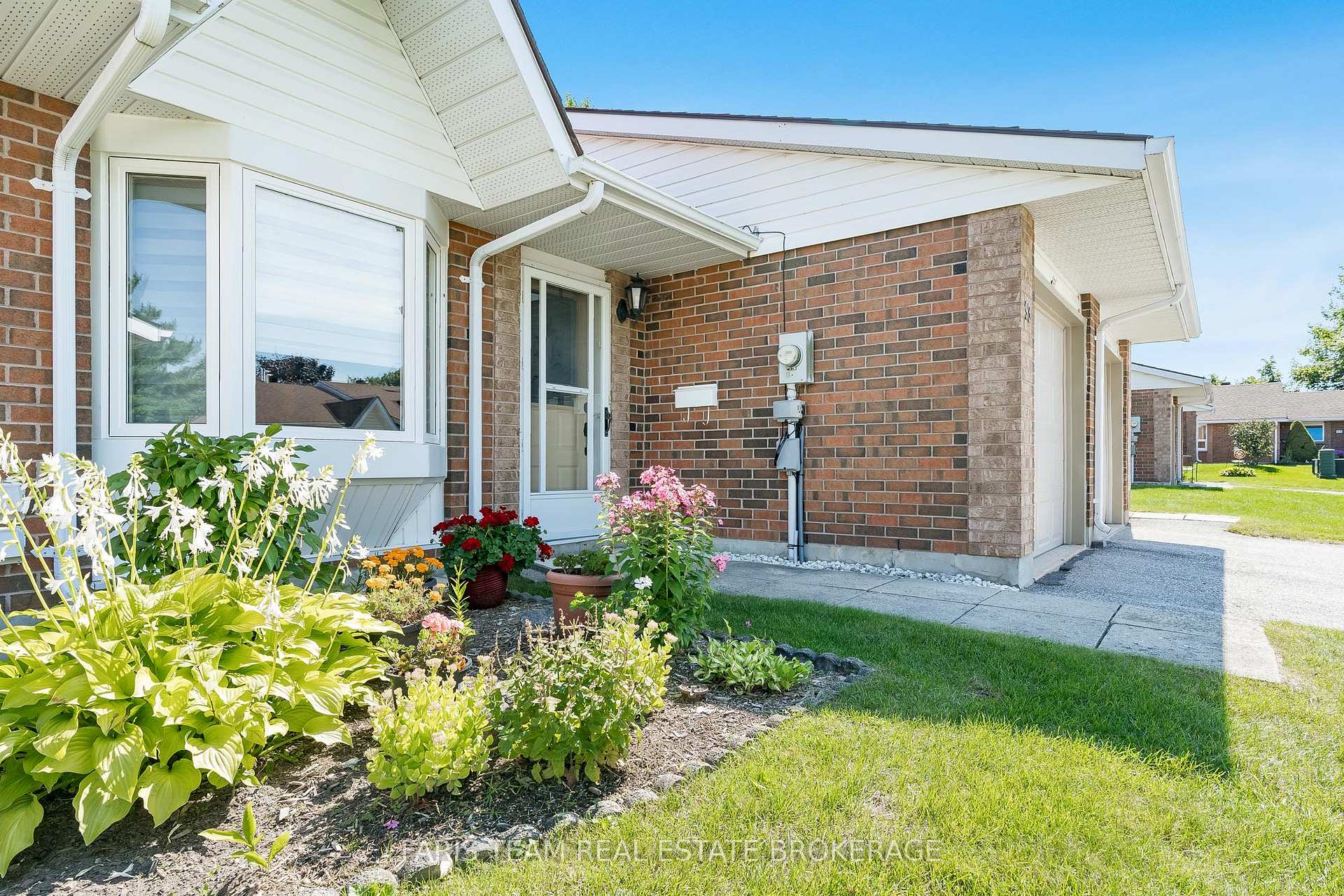 Photo 5 of Unit 93, 696 King Street, Midland — HOMEH